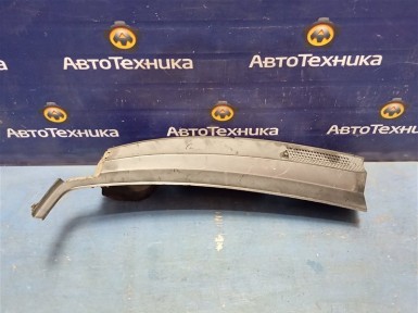 Решетка под лобовое стекло левая Honda Fit  GD1 L13A 2004 