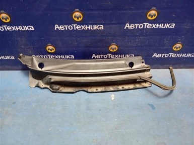Решетка под лобовое стекло правая Toyota  Lite Ace S412M 3SZ-VE 2015 