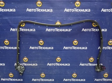 Уплотнитель двери передний правый Subaru  Legacy BH5 EJ206 2001 