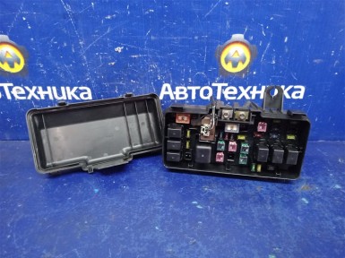 Блок предохранителей Honda Torneo CF4 F20B  2000 
