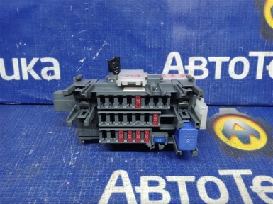 Блок предохранителей Nissan Note E12 HR12DDR  2012 