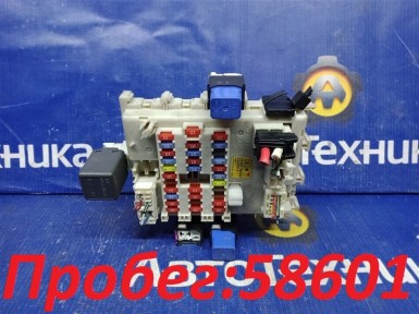 Блок предохранителей Nissan Primera TNP12  QR20DE 2005 