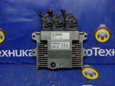 Блок управления двс Nissan Note E12 HR12DDR  2012 