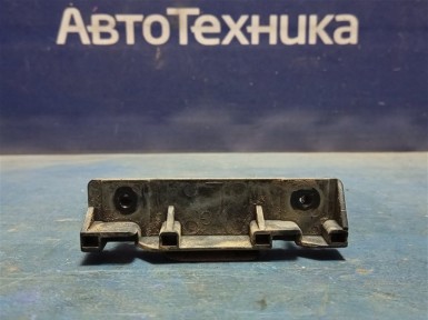 Крепление бампера переднее левое Subaru Impreza GG2 EJ152 2000