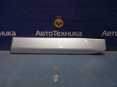 Накладка на дверь задняя правая Mitsubishi  Outlander CW5W 4B12 2006 