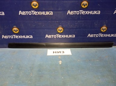 Накладка на дверь передняя нижняя правая  Nissan X-trail NT30 QR20DE 2006 