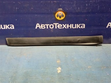 Накладка на дверь задняя нижняя левая Nissan  X-trail NT30 QR20DE 2007 