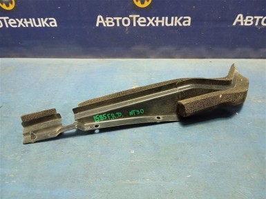 Накладка на крыло передняя правая Nissan  X-trail NT30 QR20DE 2006 