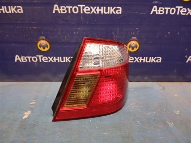 Стоп-сигнал задний правый Toyota Premio ZZT240  1ZZ-FE 2004 