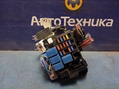 Блок предохранителей Toyota Lite Ace S412M  3SZ-VE 2015 