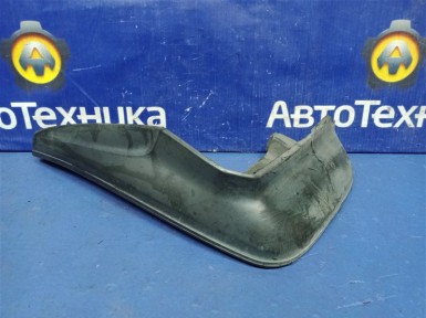 Брызговик передний левый Honda Torneo CF4  F20B 2000 