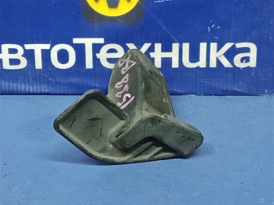 Брызговик задний правый Toyota Premio ZZT240  1ZZ-FE 2004 