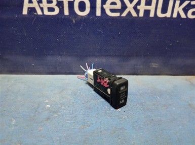 Кнопка задняя Toyota Lite Ace S412M 3SZ-VE  2015 