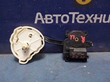 Сервопривод заслонок печки верхний правый  Toyota Premio ZZT240 1ZZ-FE 2004 