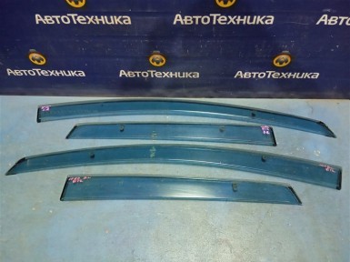 Ветровик Nissan Note E12 HR12DDR 2012 