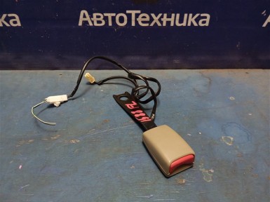 Замок ремня безопасности передний левый Toyota  Premio ZZT240 1ZZ-FE 2004 