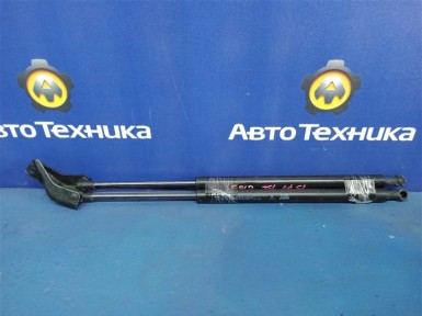 Амортизатор двери багажника задний Honda  Freed GB5 L15B 2017 