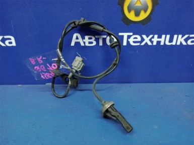 Датчик ABS задний правый Nissan Bluebird  Sylphy QG10 QG18DE 2004 