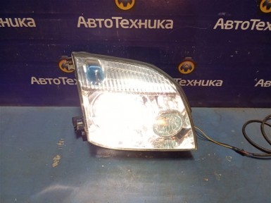 Фара передняя правая Nissan X-trail NT30  QR20DE 2007 