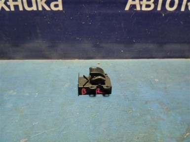 Кнопка стеклоподъёмника задняя правая Honda  Fit GD1 L13A 2004 