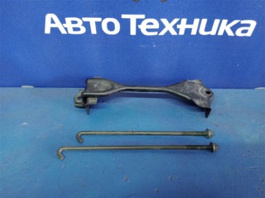 Крепление аккумулятора Nissan X-trail NT30  QR20DE 2007 