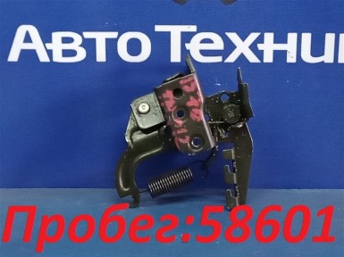 Петля замка багажника задняя Nissan Primera TNP12 QR20DE 2005
