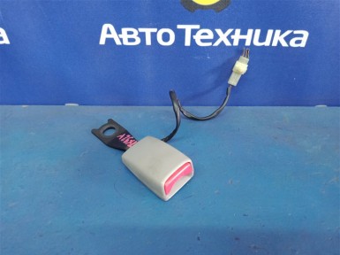 Замок ремня безопасности передний левый Suzuki  Grand Escudo TX92W H27A 2003 