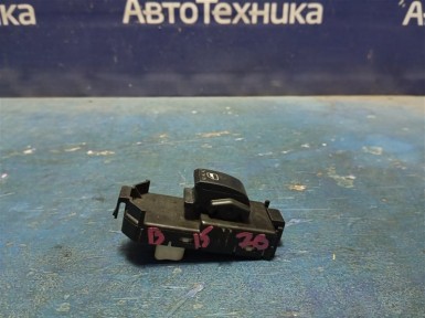 Кнопка стеклоподъёмника задняя левая Toyota  Rush J210E 3SZ-VE 2006 