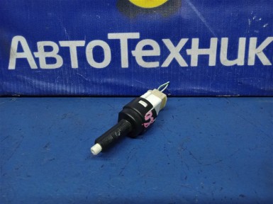 Концевик под педаль тормоза Honda Fit Aria GD8 L15A 2008