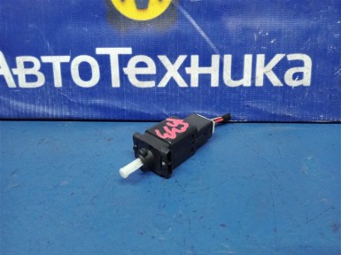 Концевик под педаль тормоза Mazda Cx-7 ER3P  L3-VDT 2006 
