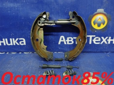 Механизм стояночного тормоза задний правый  Mitsubishi Ek Wagon H81W 3G83 2002 