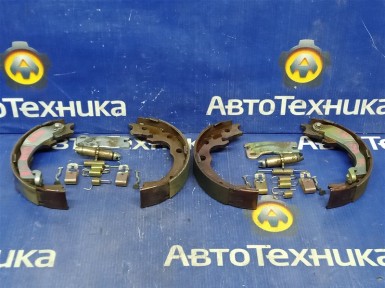 Тормозные колодки задние Honda Odyssey RA6  F23A 2001 