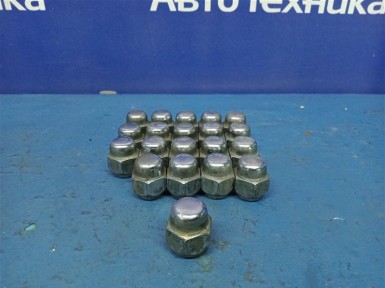 Гайка на колесо Nissan X-trail NT31 MR20DE 2008