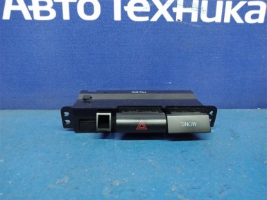 Кнопка включения аварийной сигнализации Toyota  Premio/allion ZZT245 1ZZ-FE 2005 