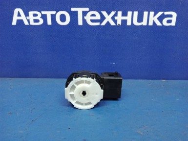 Контактная группа замка зажигания Mazda Axela BKEP LF-DE 2004