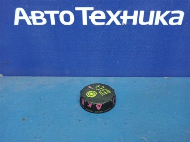 Крышка бачка тормозной жидкости Mazda Axela  BKEP LF-DE 2004 