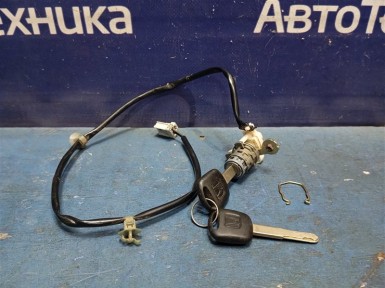 Личинка замка двери передняя правая Honda  Odyssey RA6 F23A 2001 