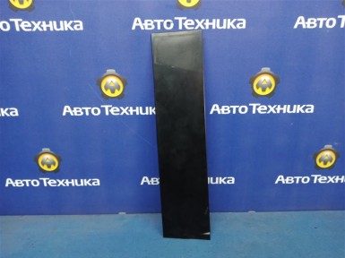 Накладка на дверь задняя верхняя правая Nissan Serena GC27 MR20DD 2016