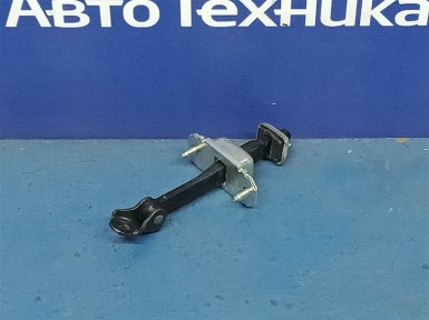 Ограничитель двери передний правый Subaru Impreza Wrx GGA EJ205 2007