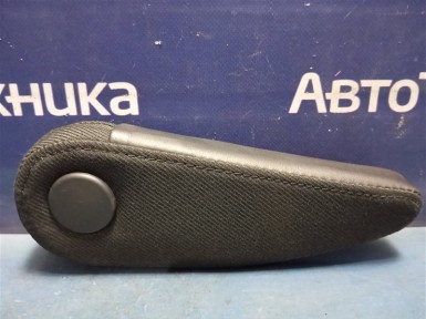 Подлокотник передний левый Subaru Forester SG5 EJ202 2004
