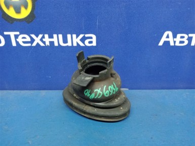 Пыльник рулевой колонки передний Toyota Vitz SCP10 1SZ-FE 2004