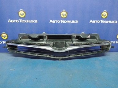 Решетка радиатора Toyota Ractis NCP120 1NZ-FE 2012