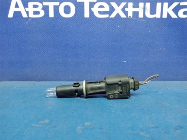 Цоколь лампы передний Mercedes-benz E-class  S211 M112E32 2004 