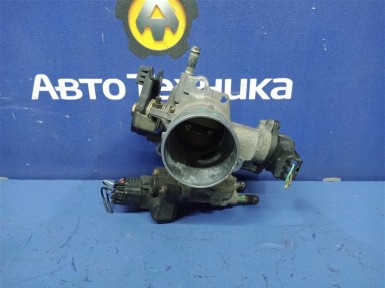 Дроссельная заслонка Toyota Corolla NZE121  1NZ-FE 2002 