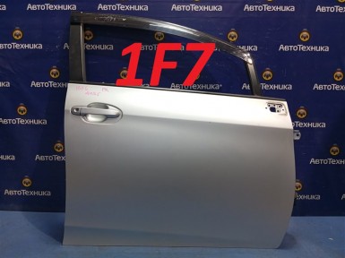 Дверь боковая передняя правая Toyota Ractis  NCP125 1NZ-FE 2011 