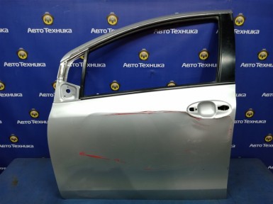 Дверь боковая передняя левая Toyota Vitz  KSP90 1KR 2008 