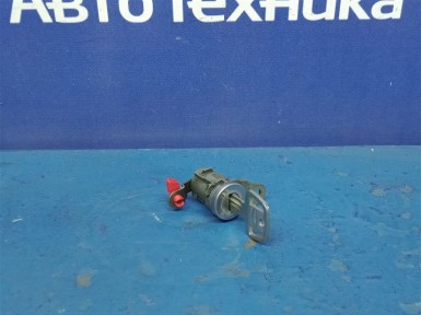 Личинка замка двери передняя правая Mitsubishi  Airtrek CU2W 4G63 2002 