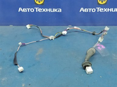 Проводка двери задняя левая Toyota Vitz KSP90  1KR 2008 
