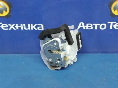 Замок двери передний левый Subaru Legacy/legacy  B4 BM9 EJ253 2011 