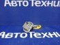 Кронштейн козырька солнцезащитного правый Outback BR9 EJ253